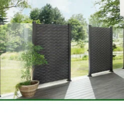Systemzaun aus Glas mit Flow